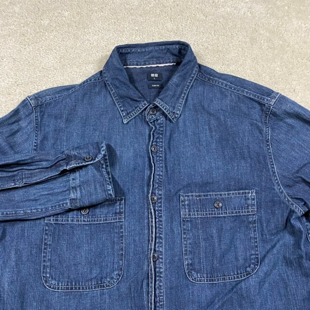 Uniqlo Denim Shirt Mens L Slim Fit Work Pockets Long Sleeve Button Down Chambray